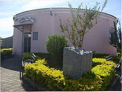 MUSEU MUNICIPAL, POR ROSAURA MARIA MARTINS METZKER MENDES - BOM SUCESSO - MG