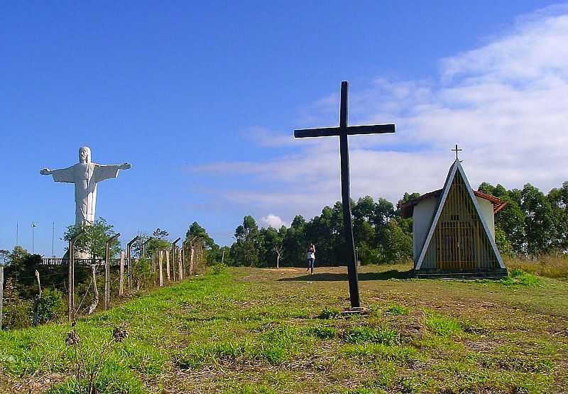 BONFIM-MG-CAPELA DE SO JOS-FOTO:MONTANHA - BONFIM - MG