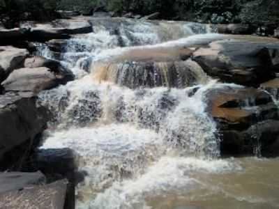 CACHOEIRA DO RIO SANTO ANDRE, POR CARLOS ROBERTO MELGAO - BONFINPOLIS DE MINAS - MG