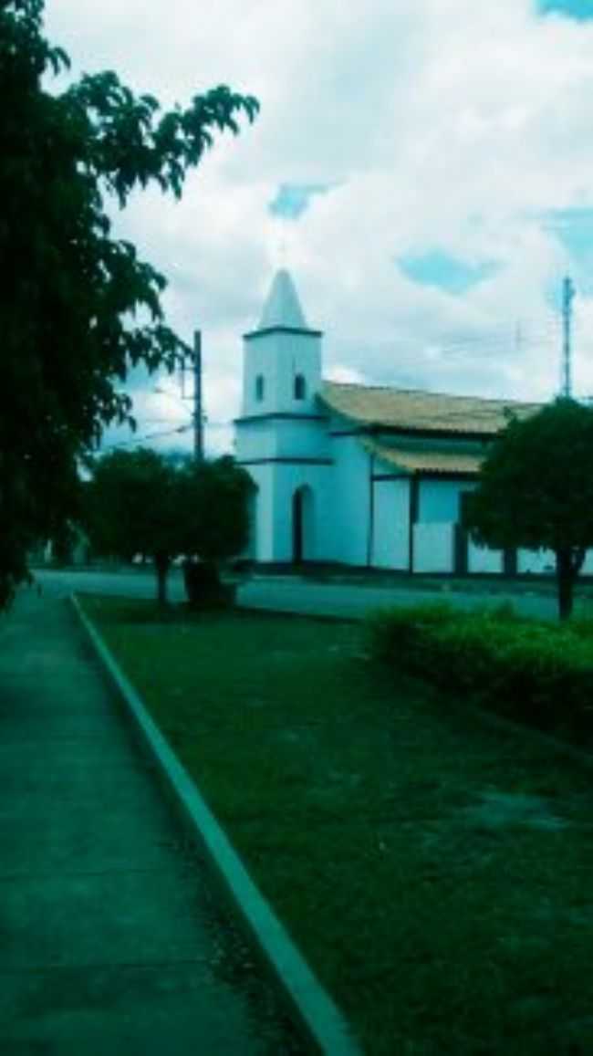 IGREJA MATRIZ SENHOR DO BONFIM, APS A REFORMA., POR POETA NUNES DE SOUZA - BONFINPOLIS DE MINAS - MG