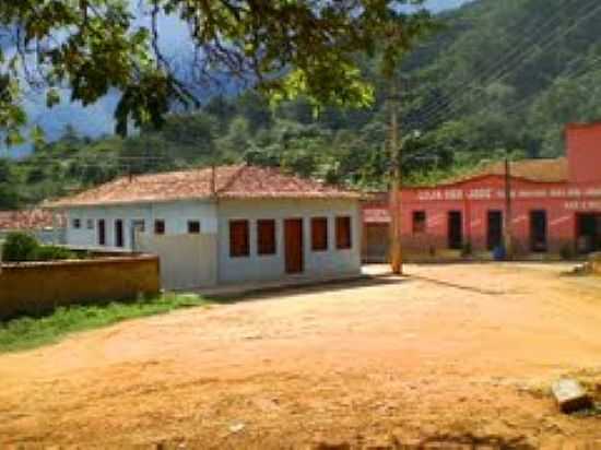 CASA AZUL-FOTO:ROBERTO GLORIA - BORBA GATO - MG