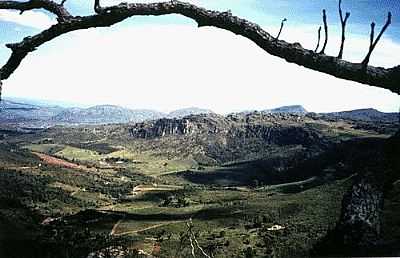 VALE DE SO DOMIMGOS
POR EDUARDO GOMES  - BOTUMIRIM - MG