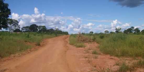 CAMPO DE AVIAO  - BRASILNDIA DE MINAS, POR MARCELO - BRASILNDIA DE MINAS - MG