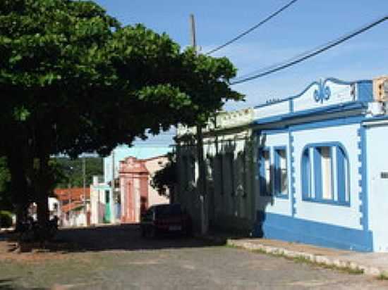 CASARES ANTIGOS-FOTO:FAGUIAR - BRASLIA DE MINAS - MG