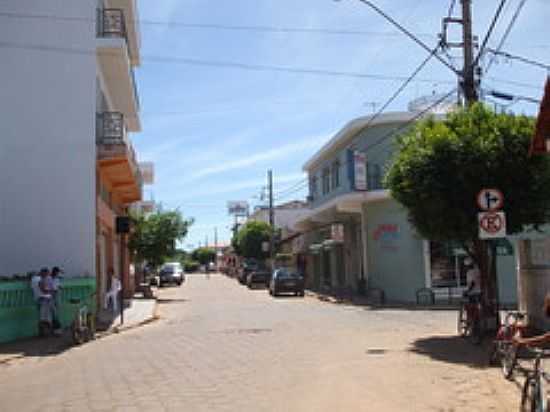 RUA CEL.SANSO-FOTO:FAGUIAR - BRASLIA DE MINAS - MG