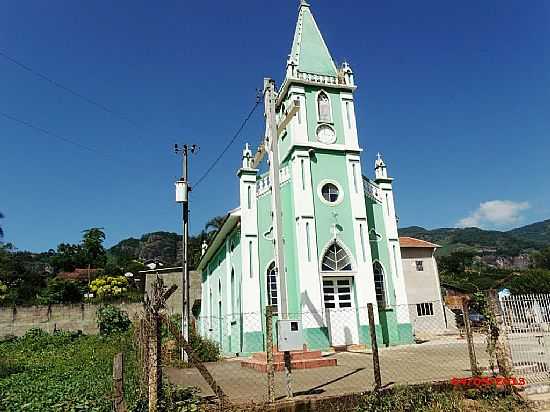 BRAZPOLIS-MG-IGREJA DE SO CLEMENTE-FOTO:EDUPALLARO - BRAZPOLIS - MG