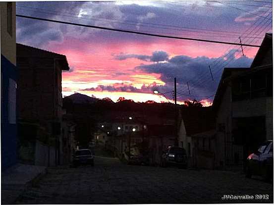 POR DO SOL EM BRAZPOLIS, POR JOO VITOR CARVALHO - BRAZPOLIS - MG