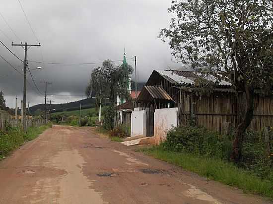 BRAZPOLIS-MG-RUA DA CIDADE-FOTO:Z KARLOS - BRAZPOLIS - MG