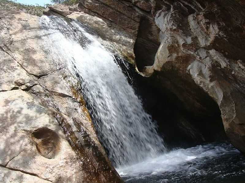 BRUMADINHO-MG-CACHOEIRA DA OSTRA-FOTO:PHOTO CRAWBER - BRUMADINHO - MG