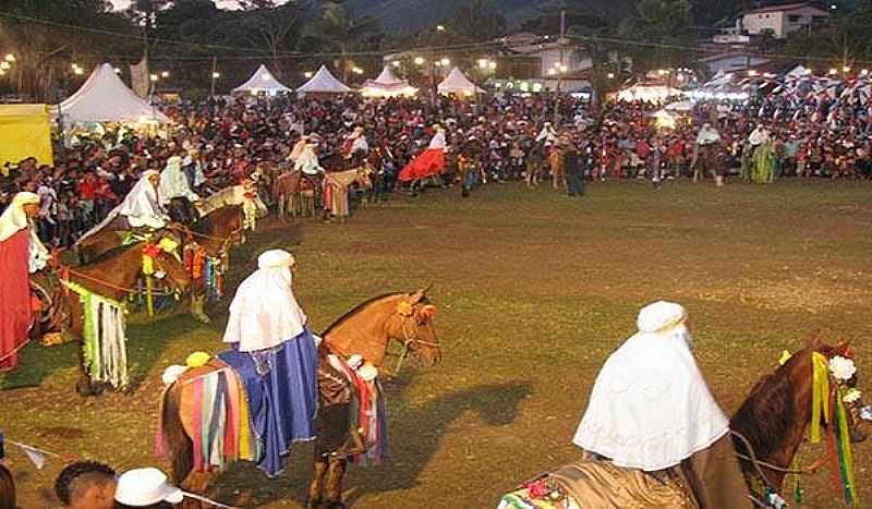 IMAGENS DO DISTRITO DE BRUMAL - MG - CAVALHADA DE BRUMAL - BRUMAL - MG