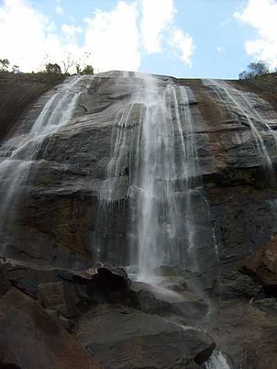 CACHOEIRA DA PRATA-FOTO:GEASIR  - BUENO - MG