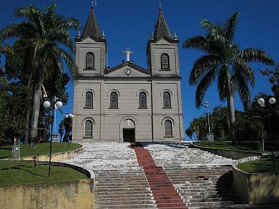 IGREJA MATRIZ DE BUENO BRANDO-MG-FOTO:ENRIQUE FERREIRA - BUENO BRANDO - MG