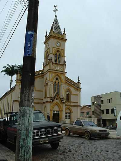 IGREJA MATRIZ-FOTO:MONTANHA  - CABO VERDE - MG