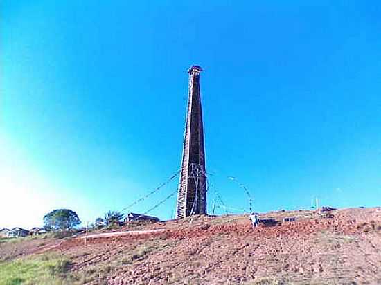 A FOGUEIRA-FOTO:RONIERE_REZENDE  - CACHOEIRA DE MINAS - MG