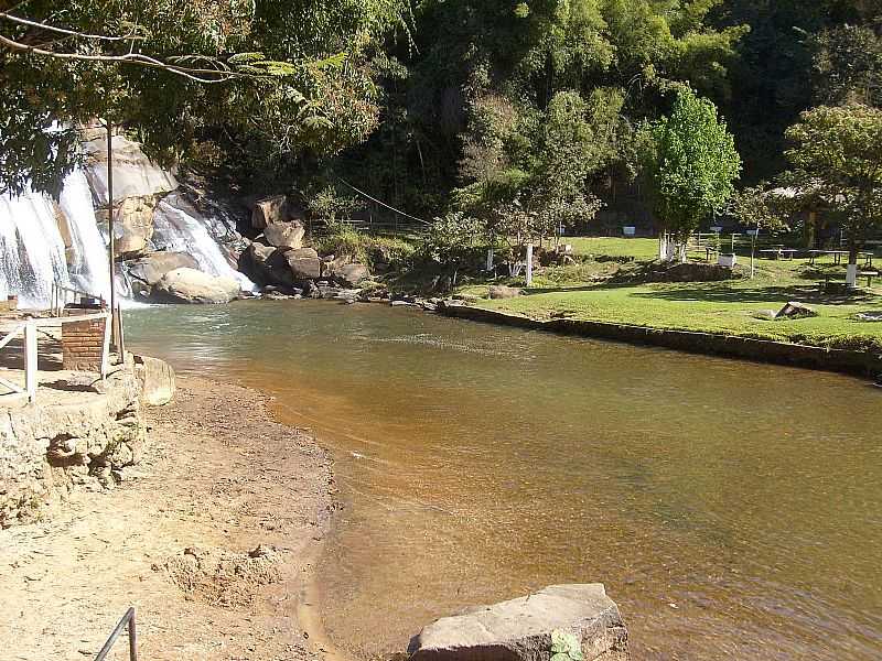 CACHOEIRA DO BRUMADO-MG-PARQUE DA CACHOEIRA-FOTO:BIZUTETURISMO - CACHOEIRA DO BRUMADO - MG