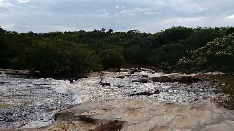 CACHOEIRA DOS ANTUNES-MG-CORREDEIRA-FOTO:PAULO JOSE DOS SANTOS - CACHOEIRA DOS ANTUNES - MG