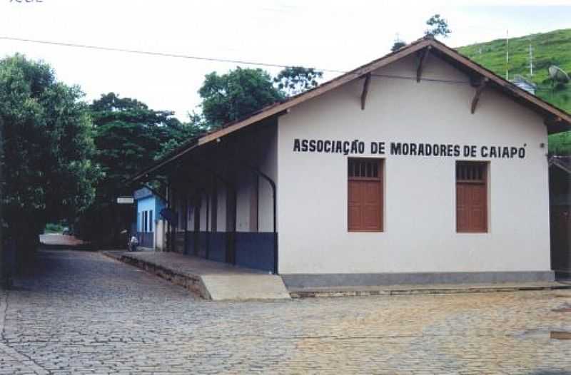 CAIAP-MG-A ESTAO DESATIVADA EM 02/2004,HOJE ASSOCIAO DOS MORADORES DE CAIAP-FOTO:GUTIERREZ L. COELHO - CAIAP - MG