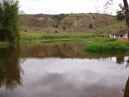 LAGOA-FOTO:AMOULAES  - CALIXTO - MG