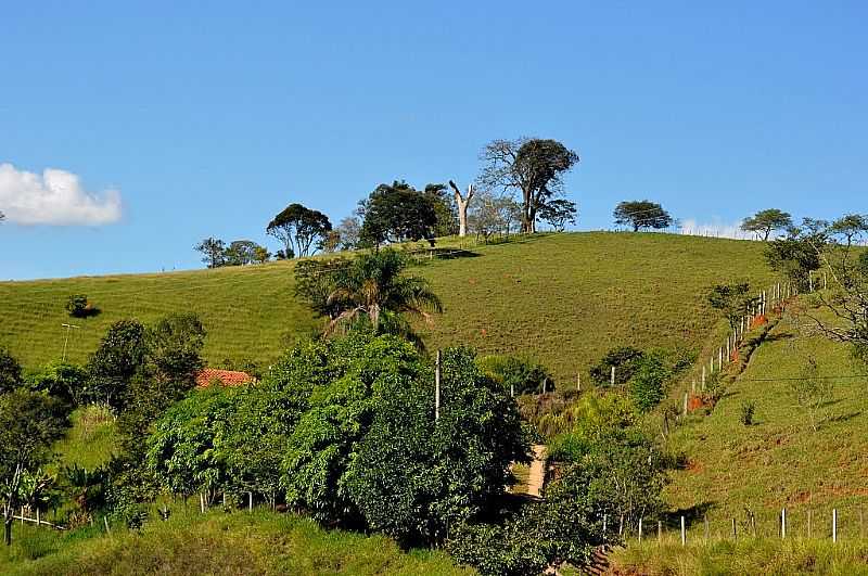 CAMBU-MG-VISTA DA REGIO-FOTO:IZEKAMPUS  - CAMBU - MG