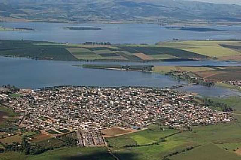 CAMPO DO MEIO-MG-A CIDADE E O LAGO DE FURNAS-FOTO:WWW.REPRESADEFURNAS.COM.BR - CAMPO DO MEIO - MG