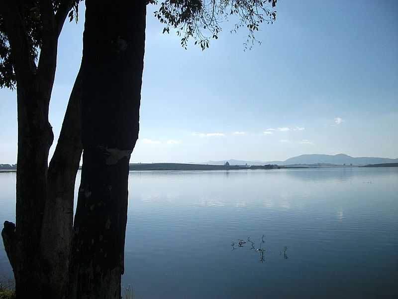 CAMPO DO MEIO-MG-LAGO DE FURNAS-FOTO:STANLEY VALE - CAMPO DO MEIO - MG