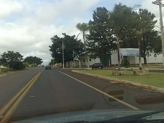 CHEGANDO EM CAMPO FLORIDO-FOTO:NEANDER MORAES  - CAMPO FLORIDO - MG