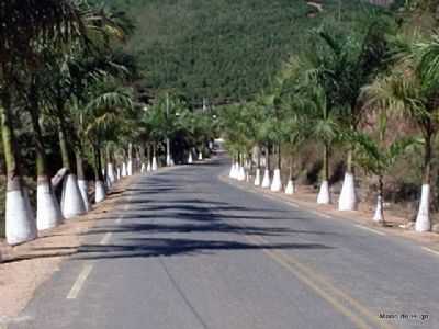 ENTRADA DA CIDADE, POR MARIO DE HUGO - CANA - MG