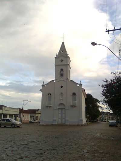 IGREJA SR. BOM JESUS, POR CARLOS HENRIQUE - CANDEIAS - MG