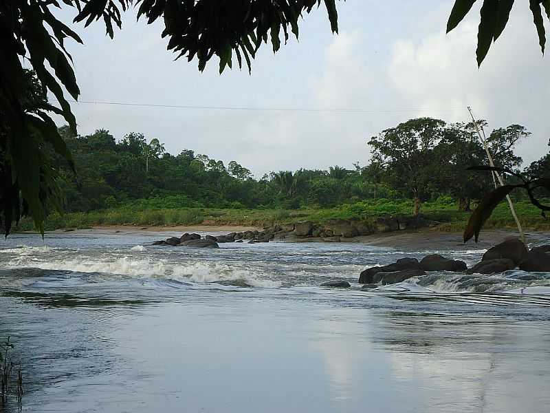 CALOENE-AP-CACHOEIRA DO FIRMINO-FOTO:ALAN KARDEC - CALOENE - AP