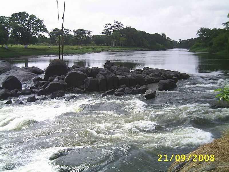 CALOENE-AP-CACHOEIRA DO FIRMINO-FOTO:ALANROCHA - CALOENE - AP