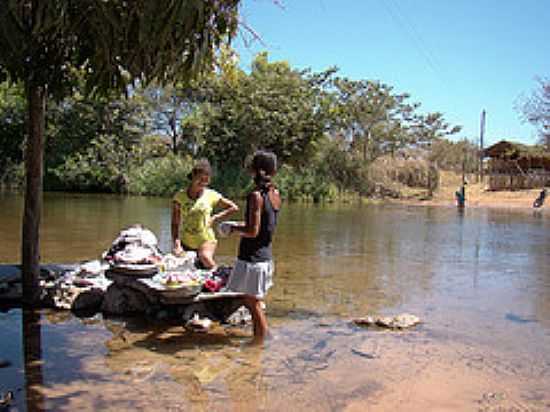 LAVADEIRAS EM CAPITNIA-FOTO:EDSONDASILVA - CAPITNIA - MG