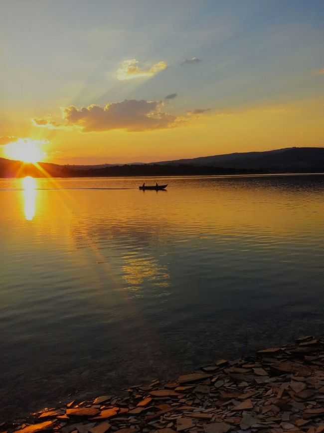 POR DO SOL - ILHA DE CAPITLIO-MG., POR ROSANE SOARES DE OLIVEIRA - CAPITLIO - MG