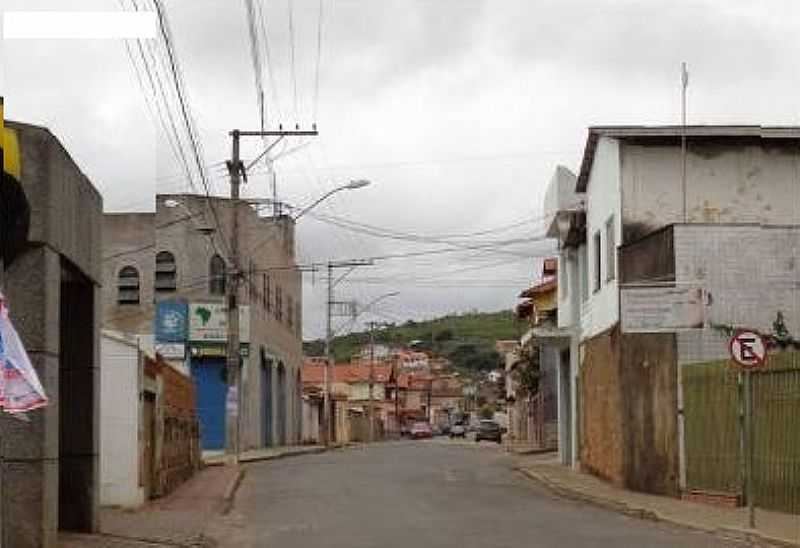 CARANDA-MG-RUA CNEGO COTTA-FOTO:CAMARACARANDAI.MG.  - CARANDA - MG