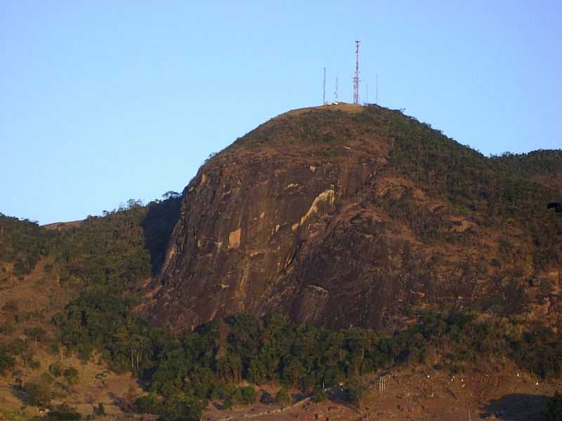 CARATINGA-MG-PEDRA ITANA-FOTO:@MOHAMMADALBERTH - CARATINGA - MG