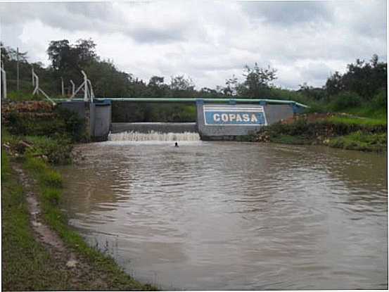 CARBONITA, POR ROSANGELA ROCHAMORAES - CARBONITA - MG