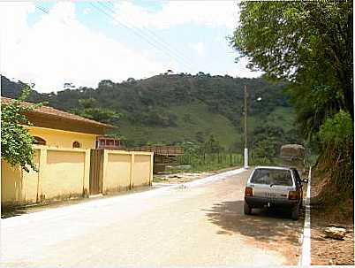 SADA P/ ESTRADA VELHA, POR MAURCIO AMARAL MENEZES - CARMSIA - MG