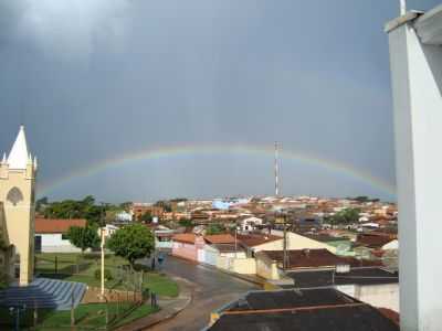 ARCO-RIS EM DEZ/09, POR CLAUDIO R. MIGUEL - CARMO DO RIO CLARO - MG