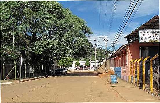 CARVALHOS-FOTO:JOO BC REIS [PANORAMIO] - CARVALHOS - MG