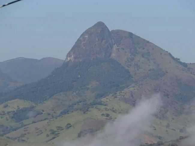 PICO DO MUQUM - CARVALHOS MG, POR DALTON MACIEL - CARVALHOS - MG