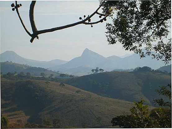 PICO DO MUQUM, POR RODRIGO - CARVALHOS - MG