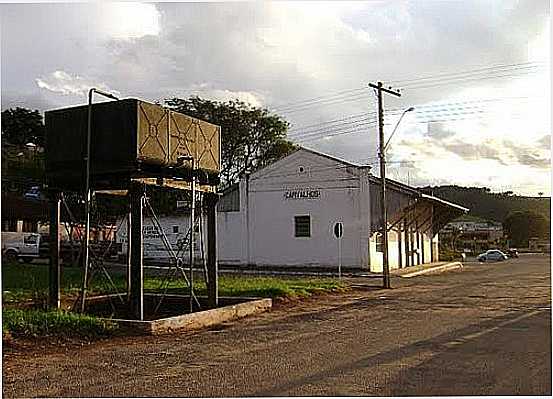 ESTAO FERROVIRIA-FOTO:WAZ312 [PANORAMIO] - CARVALHOS - MG