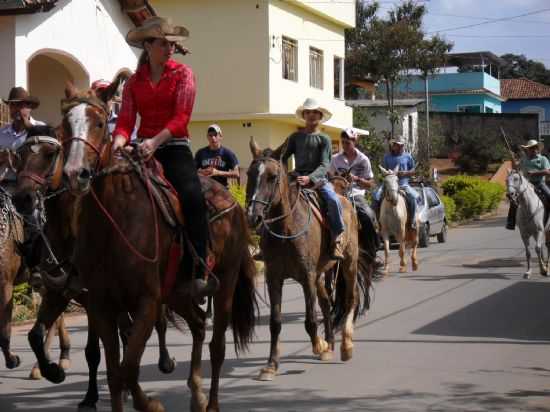 CAVALGADA ANUAL CASA GRANDE MG, POR CLARISSE RESENDE - CASA GRANDE - MG