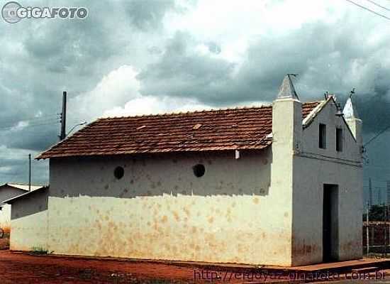 CASCALHO RICO-MG-IGREJA NO DISTRITO DE SANTA LUZIA DA BOA VISTA-FOTO:GLAUCIO HENRIQUE CHAVES - CASCALHO RICO - MG