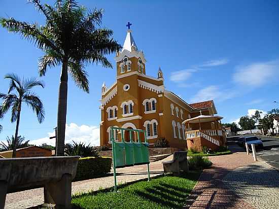 CASCALHO RICO-MG-PRAA E MATRIZ DE SO JOO BATISTA-FOTO:ANIVALDO GONALVES - CASCALHO RICO - MG