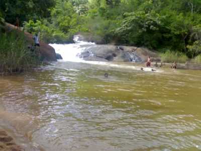 CACHUEIRA DO FUNIL-CATUJI, POR JARBAS VICENTE LOPES - CATUJI - MG