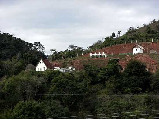 CENTRO DE TRATAMENTO DE GUA-FOTO:ROSS VASCONCELOS [PANORAMIO] - CHAL - MG