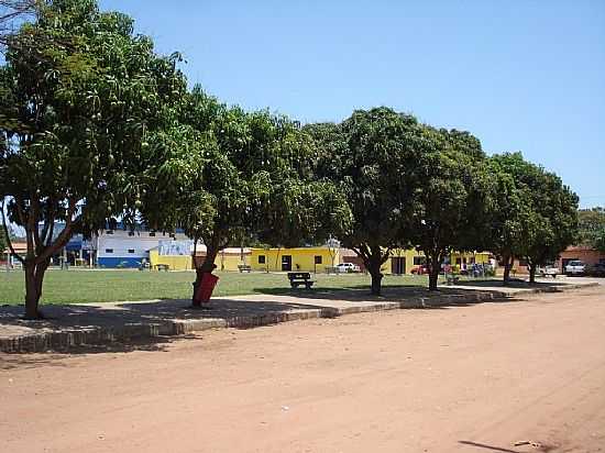 CHAPADA GACHA-MG-PRAA NO CENTRO-FOTO:VIAJANTE EXPLORADOR  - CHAPADA GACHA - MG