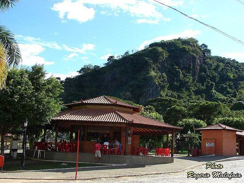CHIADOR-MG-QUIOSQUE NA PRAA CENTRAL-FOTO:ROGRIO MALAFAIA - CHIADOR - MG
