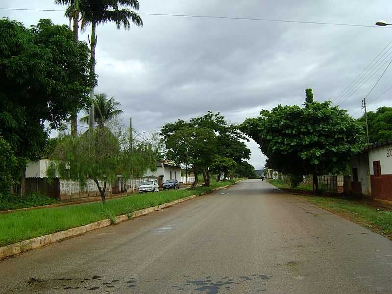 CLARO DE MINAS-MG-AVENIDA DE ENTRADA DA CIDADE-FOTO:JOSE EYMARD - CLARO DE MINAS - MG