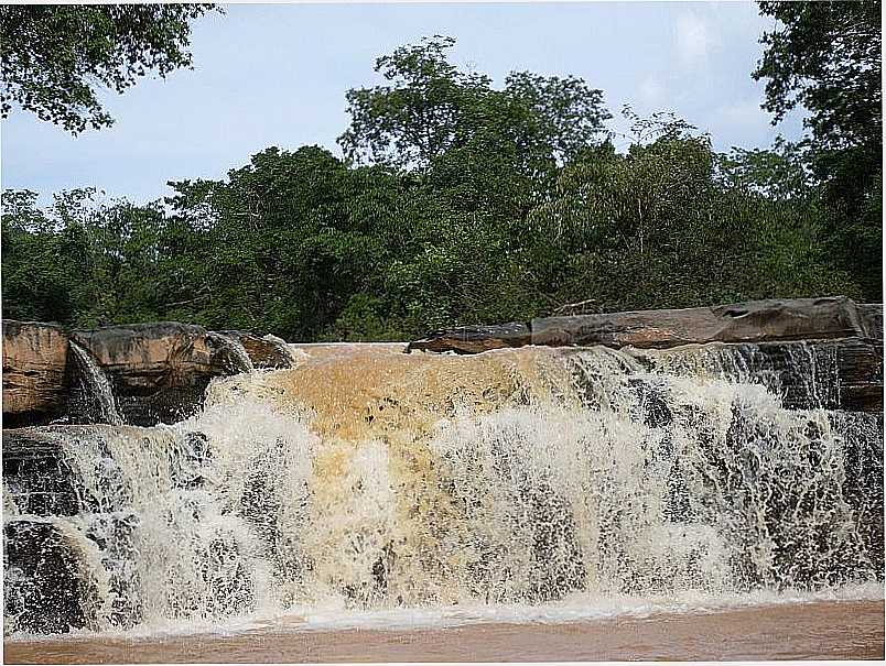 CLARO DOS POES-MG-CACHOEIRA DO RIO TRARAS-FOTO:RENATO DUARTE - CLARO DOS POES - MG